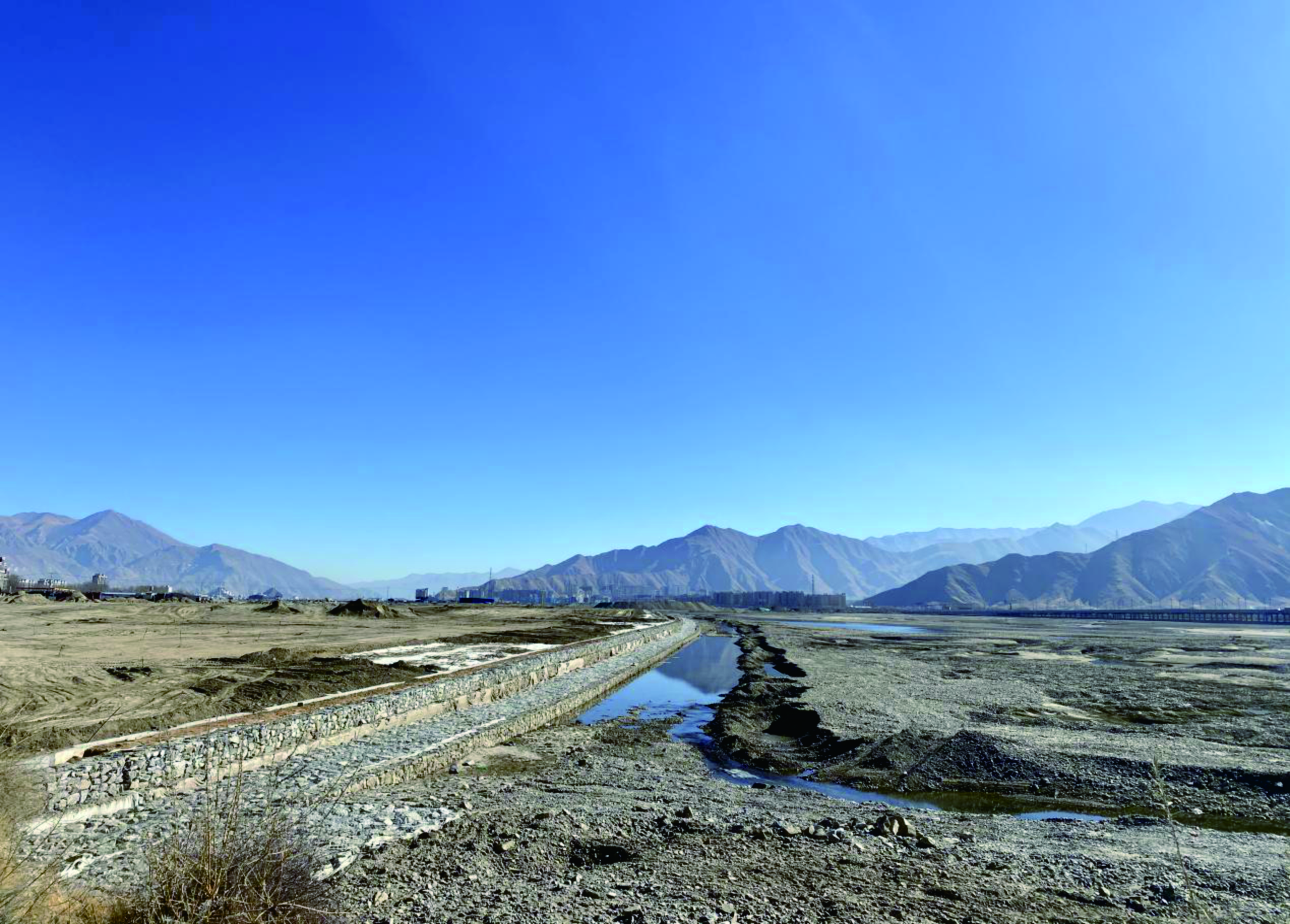 �����ӳ������ۺ���������̬�޸�����